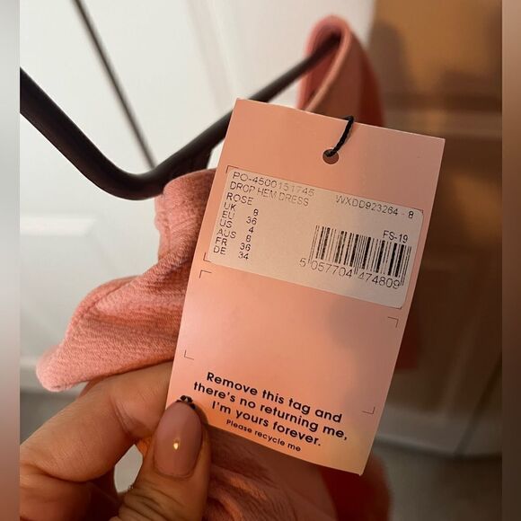 NWT MISSGUIDED PINK SMOCK DROP HEM DRESS WOMENS SIZE 4 *Very cute! - Picture 7 of 8